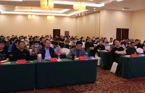 自治區(qū)廣告監(jiān)督管理培訓(xùn)班開班 中國(guó)廣告協(xié)會(huì)會(huì)長(zhǎng)張國(guó)華應(yīng)邀授課